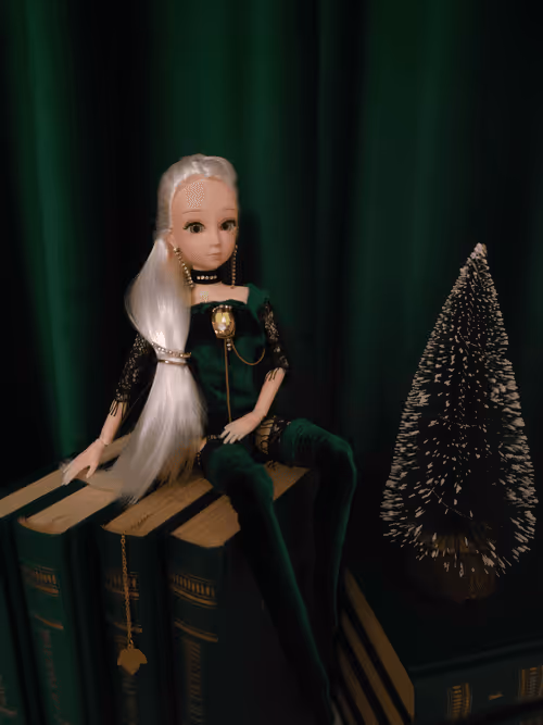 Item #11961321273315843393117217889358814831628969918437034624585432512711142408193 Media