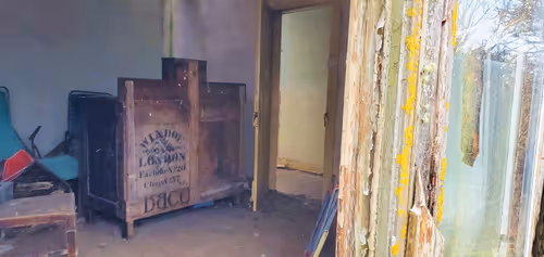 Item #13473500973687785898796463285955460631407349614781281766798596453030808256513 Media