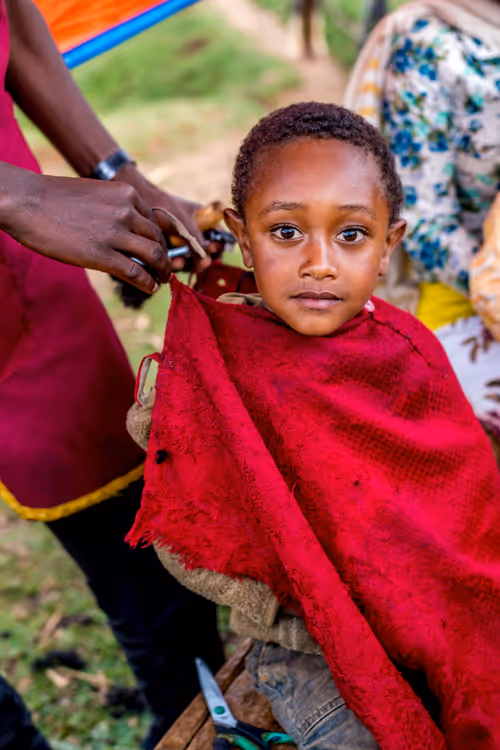 Item #50027882237522295676960542276708360859068113986169674979910833923997399252993 Media