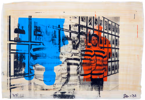 Item #81389452228015721923544690746270190594299388963234071450728086750025117335553 Media