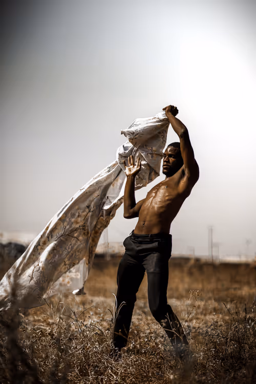 Item #51082641443820473803318409807995596753001585459316189646274989697208472829953 Media