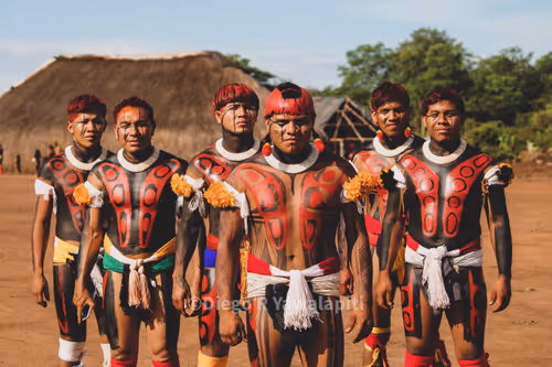 Item #68668679460733179751995579046996266075263869281073028949934511788212764016641 Media