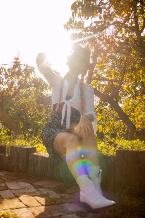 Item #27434377377013038178664737441891876800279773627045091571206927151695306686465 Media