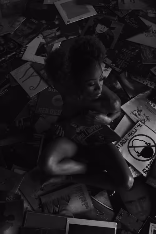 Item #54633628777457058039979045655864865072314601931694367880395140116092280635393 Media