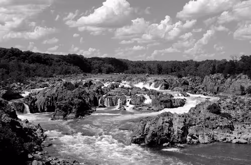 Item #60286361363657250857601775030637471218171117852543341295073304000856869306369 Media