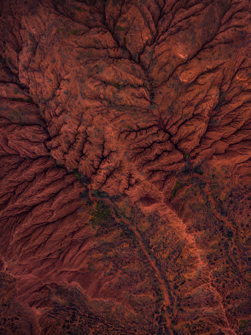 Item #104222477878936975550568713233497043538790385416897933242955975558439662256129 Media