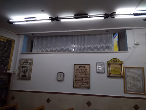 Item #110506795441649248304603727691393552854160291588141443615508084617296574676993 Media