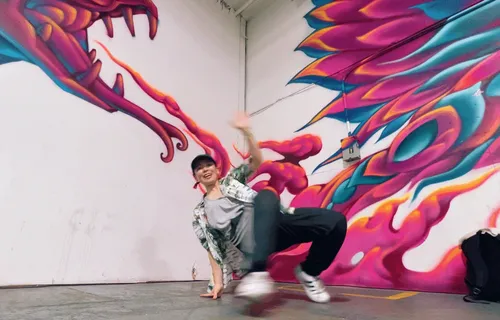 Item #493183989878997638572971060016727092013345959017037983914687845227667914753 Media