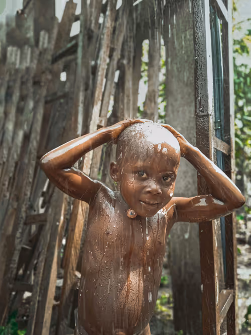 Item #100623597699185972117634152426257086228812849295265743593256980217277907468289 Media