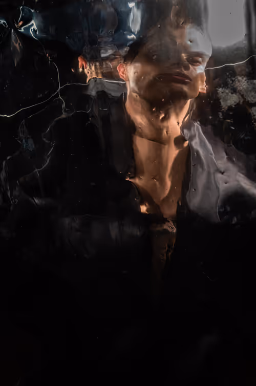 Item #59787337415897628822352940432925667088475168398776708986063847698650139459585 Media