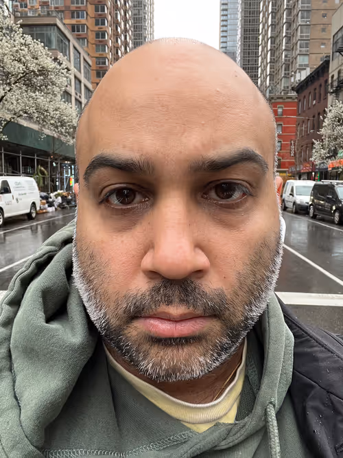 Item #75172927763105875826501952819551887490960677358636123283924849543493867012097 Media