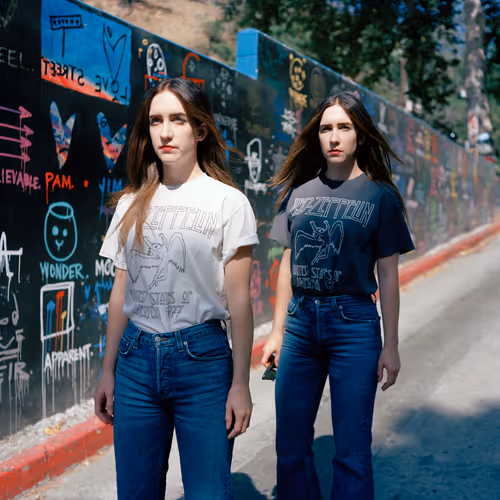 Item #55009236754177688704712285819362994549214138196257374091251074551946225385473 Media