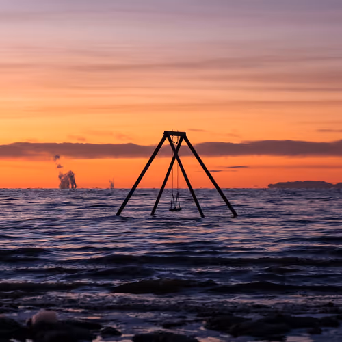 Sea Swing