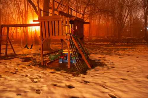 Item #90521258076557778699200481217094878985775921585084658279791808969279178539009 Media