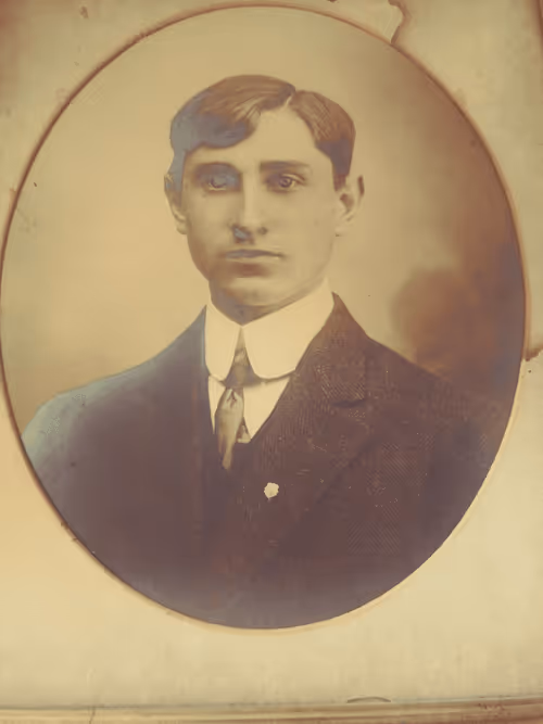 Item #28072631098617173976183508680648038051123444932090570811893369666382550007809 Media