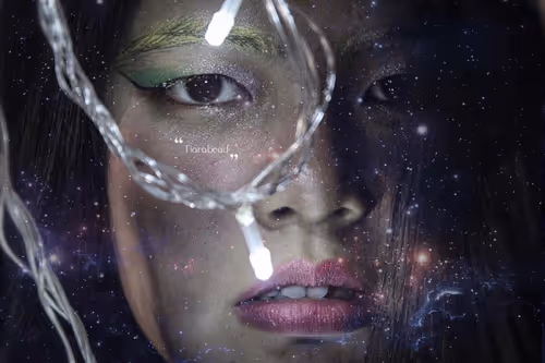 Item #49698477099339099312939527555360875078709531673675785806524411226315783405573 Media