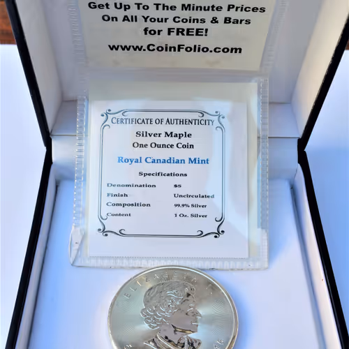Canada Silver Maple dollar silver coin. Collectible 99.9% Silver 1 Ounce of pure silver, 0.999 OF 20