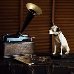 Edison & Nipper