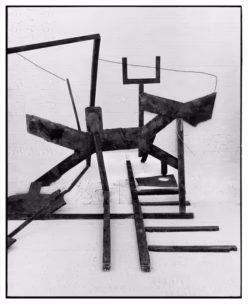 Item #70994132290544440633703364096786000569180114204876345233554070949944671338497 Media