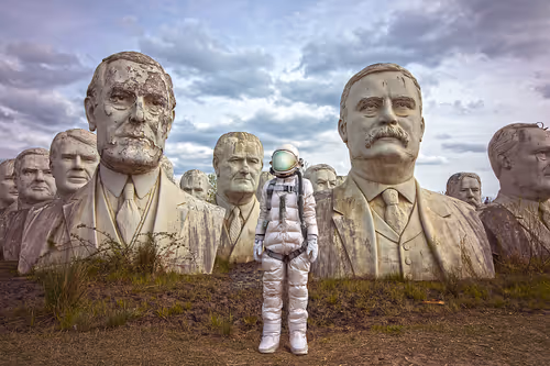 Item #65535383984772835217871324242620923008768428360509803688634088878686775279716 Media