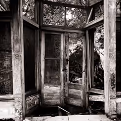 Dilapidated Storefront (Carlton, Georgia, 2019)