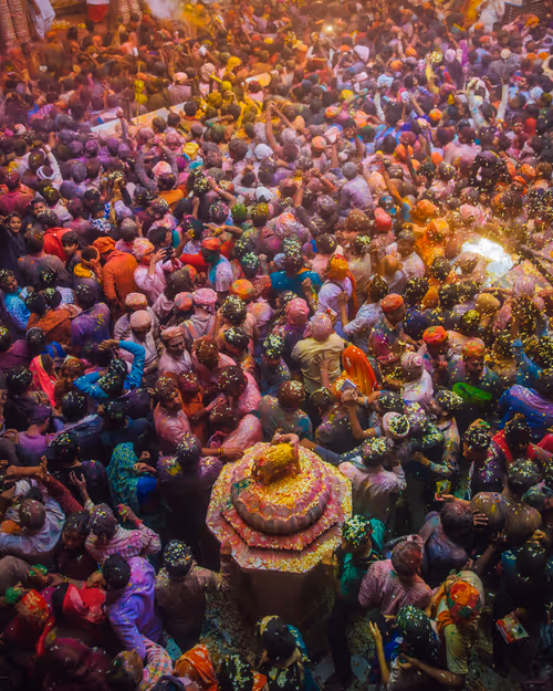 Item #14416656700475663864726672344569766568452912279528818547653479127433099608065 Media