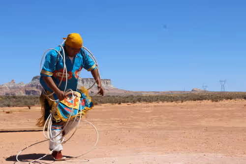 Traditional Navajo Hoop Dance Nj4TYFBEjp