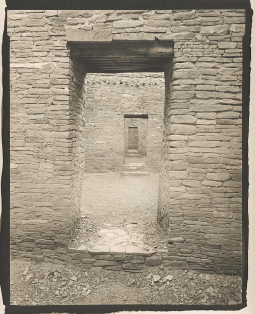 Item #97041511589792745938669881188148998341964108318296098146170872124387524346106 Media