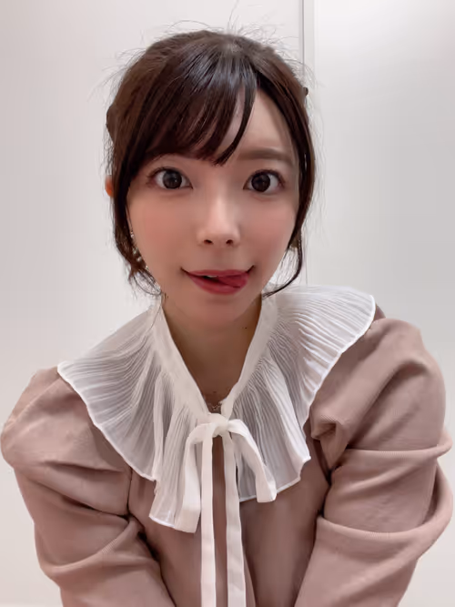 Item #84121289081958468684343997734683858451826841711285640041724668535811994550273 Media