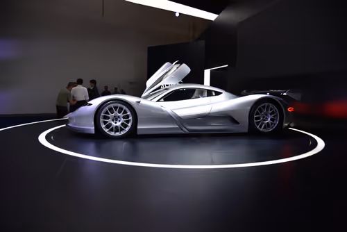 Item #106958335739049400615454416992479252332237267819420070346271655271355681603585 Media