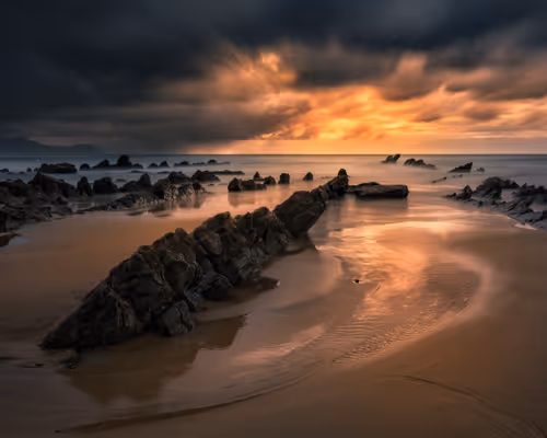 Item #33905874090819082513688943538230910820806372635716531311002980256417633533953 Media