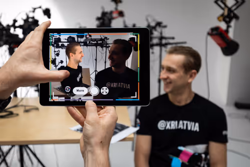 Item #70793265571991737961809757068875191766784301541552573315320992156364558041089 Media