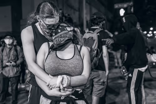 Item #51407189638115312508155978041268199969570618577551145156366977457750684991503 Media