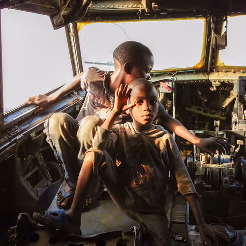 Item #5606426941725502535038272761259107725542531596447892324367451167228434579457 Media