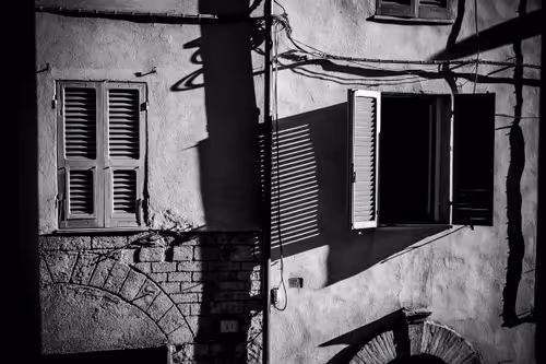 Item #100168184630423933887192179951502785205921994130274916505452807400161969963009 Media