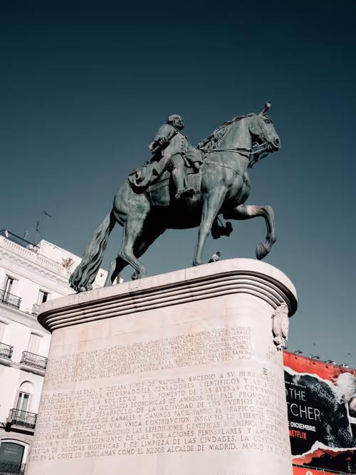 Item #76182420435474433030175106925333141340122143524658153810664851572515475030017 Media