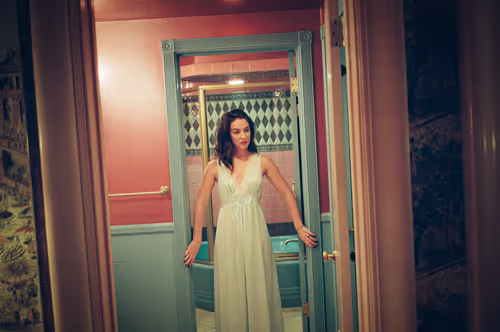 Item #107431263592480299811499235302818049319062692943160370239942642482464595902465 Media