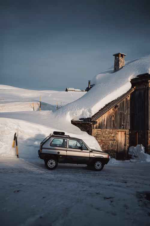 Item #80776130084262140712388226835654849484054747708434248564987033298223795011585 Media