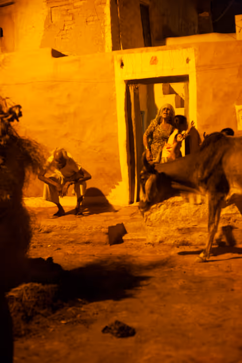 Item #36486330599558234192948007262260679931493432277950452627377023241003399643137 Media