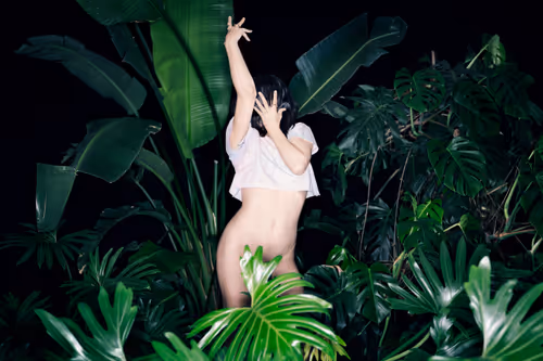 Item #29225512278462627521798648337765154625875213490195303772458487969154806579201 Media