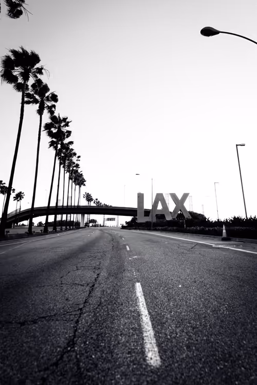 Item #91501497008151221125596935841676000512183505427004855270702190477397639299073 Media