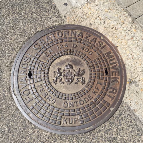 Item #50664749162083291389798367722270845779939923828333523932352926918008977227777 Media