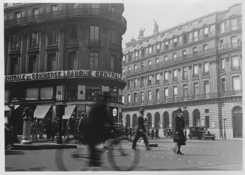 Item #15134709310911277842728697403753673439210482131750318059492546435493033672705 Media