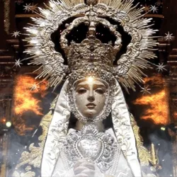 Do you know your mother is angry behind you?   