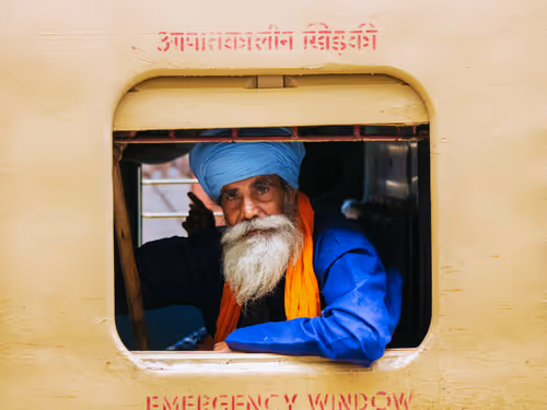 Item #18782170913050083342093307323119211914996708420663326978945497815252794867713 Media