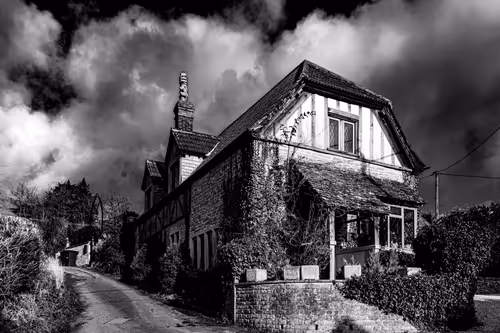 Item #95930744612989253264341458363878669706731092846429446161851758982855521206273 Media