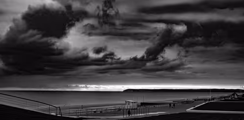 Item #69993621646733954887129407135556683687102018335866901743890553543239378404216 Media