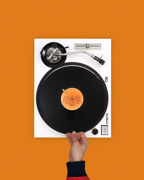 Item #59419360684416734486908059768605667177815651271378515511533460086431179341825 Media