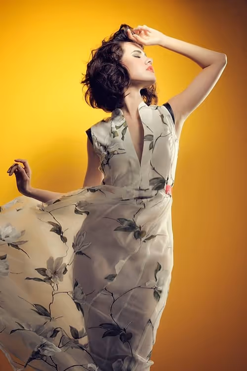 Item #51530239890108626536130730729456672536503964249747156682701689707650600665089 Media