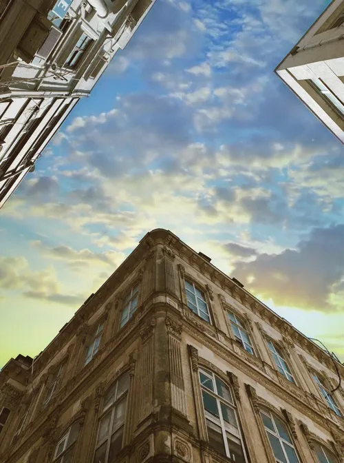 Item #53971900352165133628402345628134757664238077359339048076666960123554900738049 Media